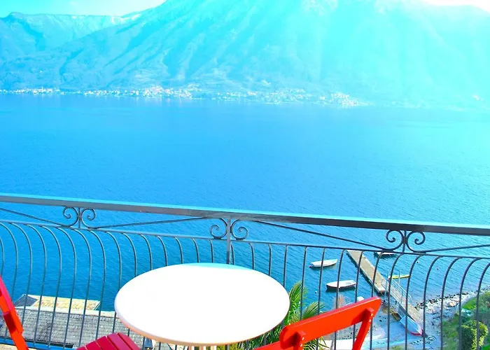 Апартаменты The Palm With Balcony And View *