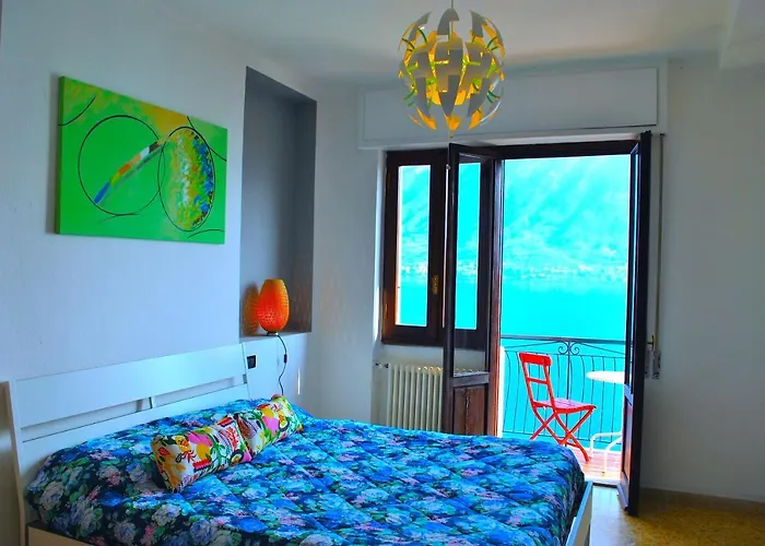 Апартаменты The Palm With Balcony And View
